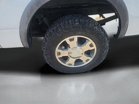 Used 2010 Ford F150 FX4 image 12