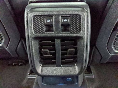 Certified 2026 Ford Bronco Badlands AWD/4WD image 21