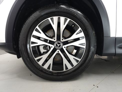 Certified 2026 Mercedes-Benz GLB 250 4MATIC image 31