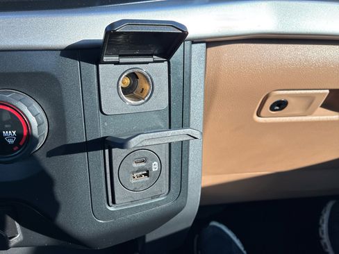 Used 2022 Ford F150 XLT image 68