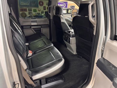 Used 2017 Ford F250 XLT w/ XLT Premium Package image 17