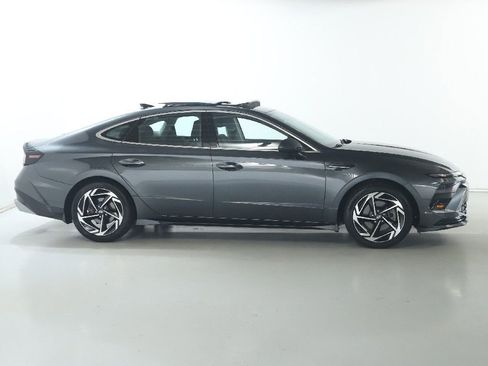 Used 2024 Hyundai Sonata SEL w/ Convenience Package FWD image 11