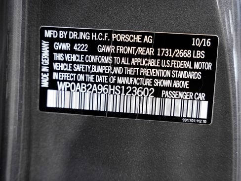 Used 2017 Porsche 911 Carrera S image 40