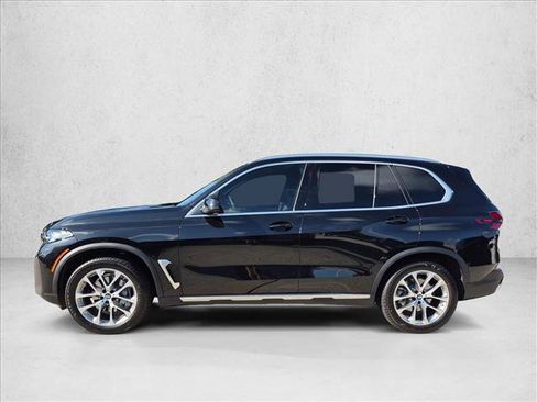 Used 2026 BMW X5 sDrive40i w/ Premium Package RWD image 9