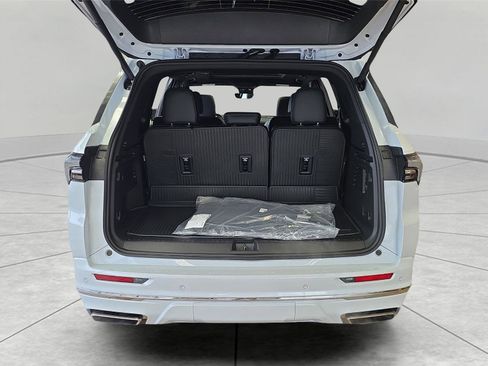 New 2026 Buick Enclave Avenir w/ Super Cruise Package image 13