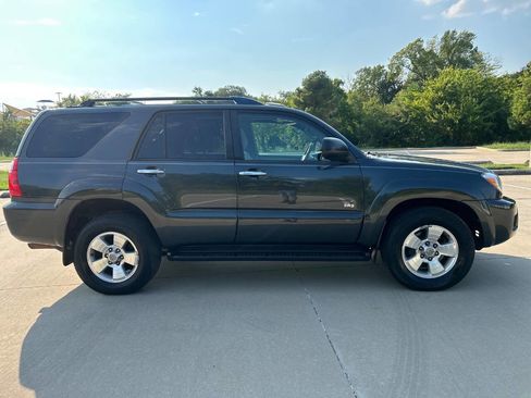 Used 2008 Toyota 4Runner SR5 image 5