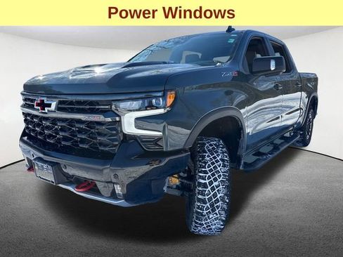 Used 2025 Chevrolet Silverado 1500 ZR2 image 5