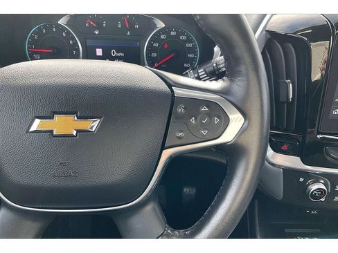 Used 2020 Chevrolet Traverse Premier image 21