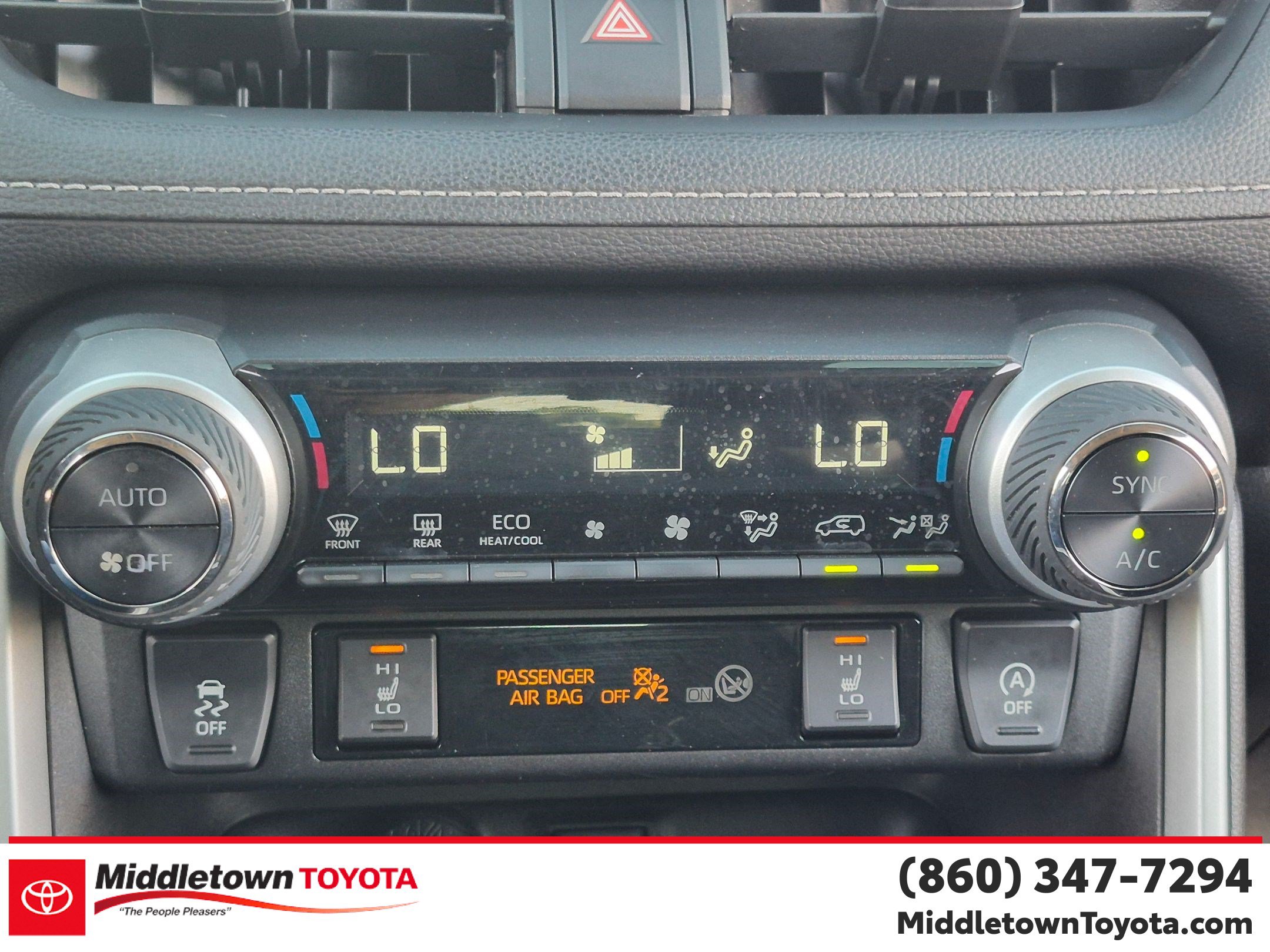 Used 2021 Toyota RAV4 XLE w/ Convenience Package AWD/4WD image 25