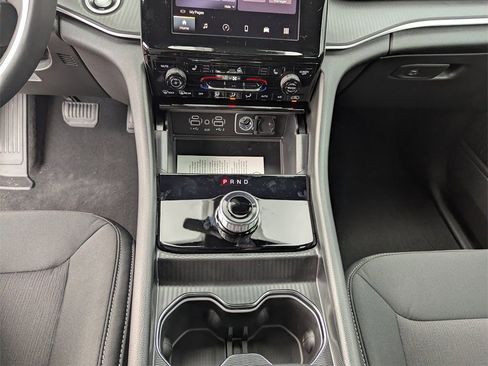 New 2025 Jeep Grand Cherokee L Laredo w/ Luxury Tech Group I image 27