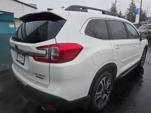 New 2026 Subaru Ascent Limited image 4