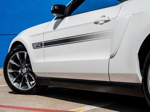 Used 2012 Ford Mustang GT Premium w/ Electronics Pkg image 25