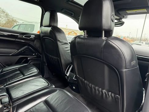 Used 2012 Porsche Cayenne S AWD/4WD image 16