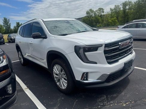 Used 2024 GMC Acadia Elevation w/ LPO, Floor Liner Package FWD image 5