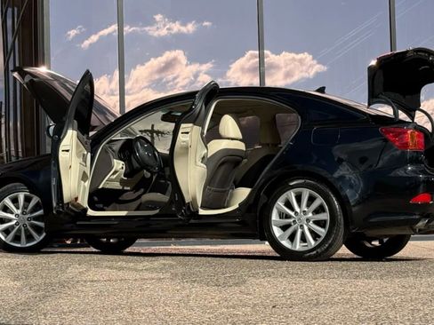 Used 2009 Lexus IS 250 image 29