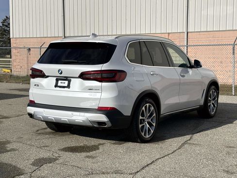 Used 2023 BMW X5 xDrive40i w/ Premium Package image 5
