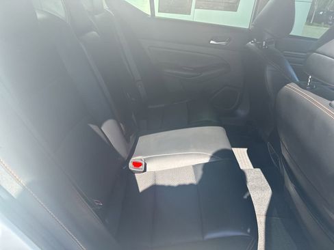 Used 2022 Nissan Altima 2.5 SR w/ Midnight Edition Package image 29