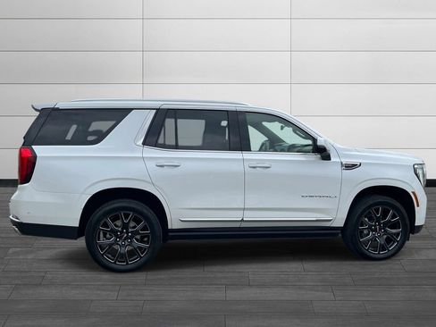 Used 2025 GMC Yukon Denali w/ Denali Reserve Package image 6