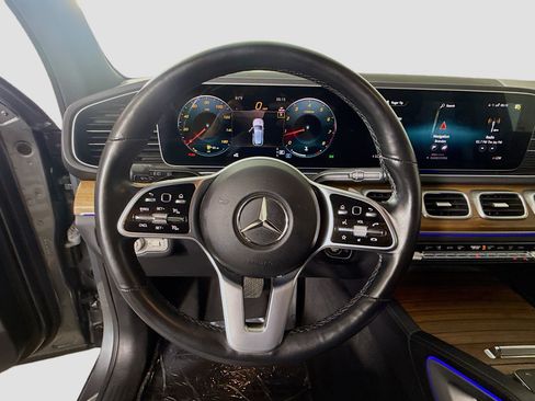 Used 2023 Mercedes-Benz GLE 350 4MATIC w/ Premium Package image 13