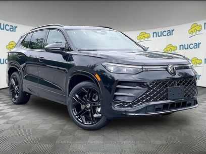 New 2026 Volkswagen Tiguan SE R-Line