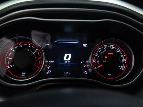 Used 2021 Dodge Challenger R/T Scat Pack RWD image 21