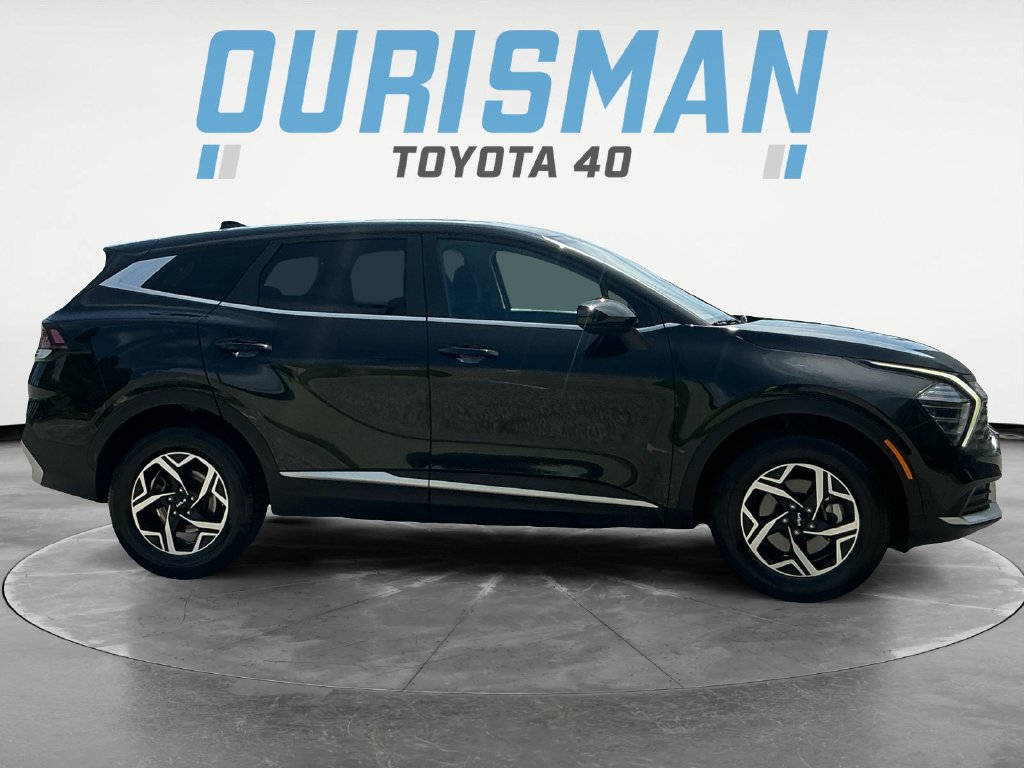 Used 2024 Kia Sportage LX AWD/4WD image 8