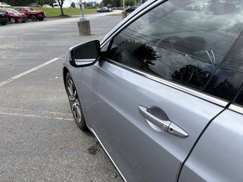 Used 2015 Acura TLX V6 FWD image 30