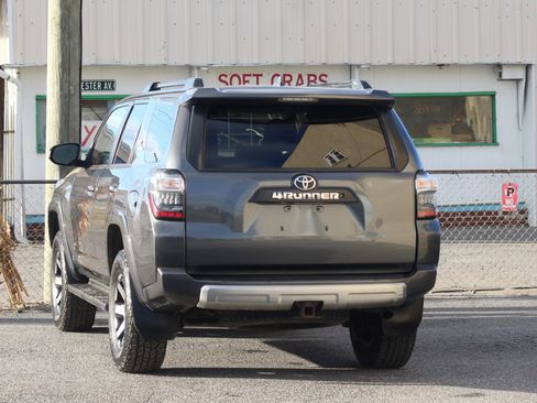 Used 2019 Toyota 4Runner 4WD image 6