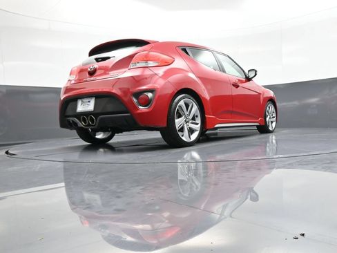 Used 2015 Hyundai Veloster Turbo FWD image 29