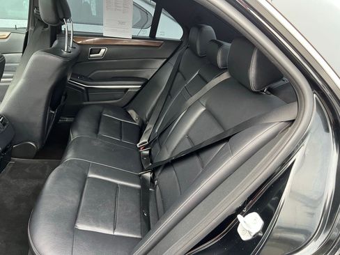 Used 2014 Mercedes-Benz E 350 Sedan image 21