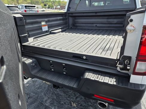 Used 2023 Honda Ridgeline RTL-E image 15