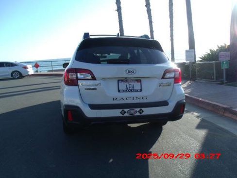 Used 2018 Subaru Outback 2.5i Limited image 22