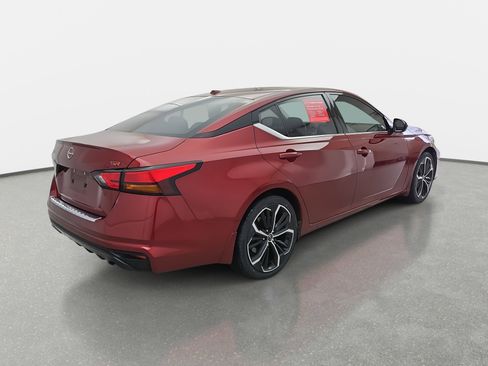 Certified 2023 Nissan Altima 2.5 SR image 5