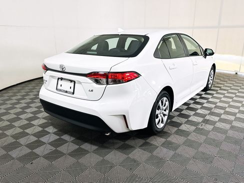Used 2024 Toyota Corolla LE FWD image 3
