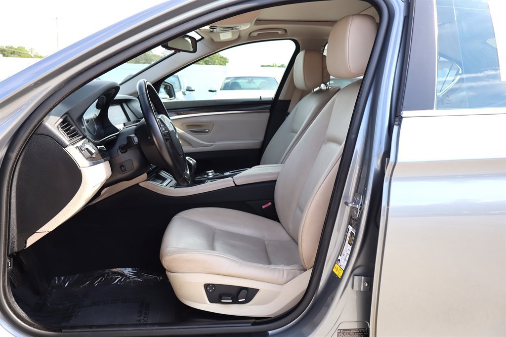Used 2011 BMW 535i Sedan RWD image 15