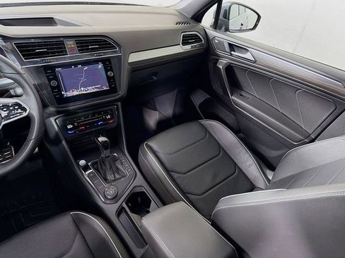 Used 2022 Volkswagen Tiguan SEL R-Line image 26