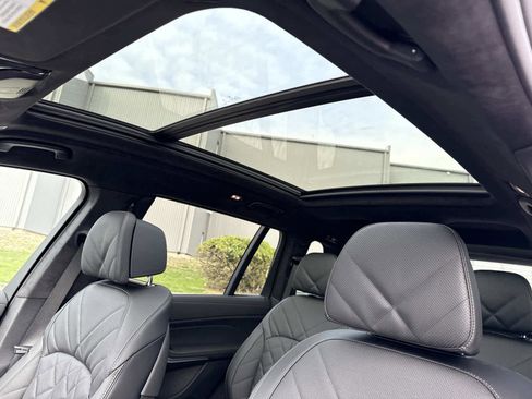 New 2026 BMW X7 xDrive40i w/ M Sport Package image 4