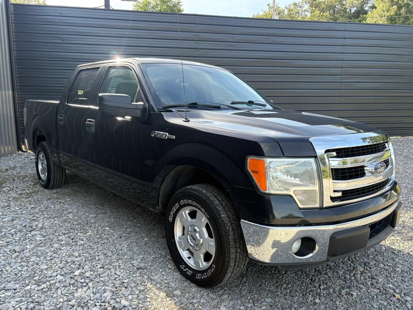 Used 2014 Ford F150 XLT RWD image 3