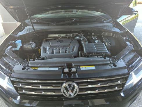 Used 2021 Volkswagen Tiguan SEL image 29