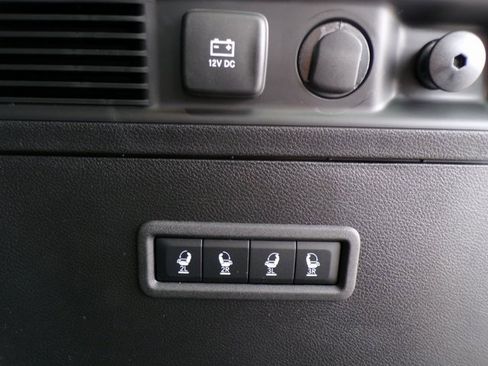 New 2025 Jeep Wagoneer Series III w/ Quick Order Package 25C Super image 8