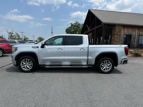 Used 2021 GMC Sierra 1500 SLT AWD/4WD image 3
