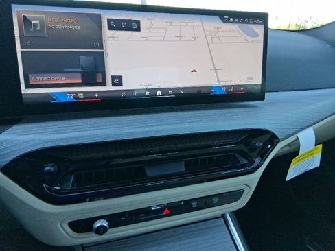 New 2026 BMW 330i Sedan w/ Premium Package RWD image 9