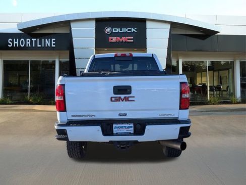 Used 2016 GMC Sierra 3500 Denali w/ Duramax Plus Package image 4
