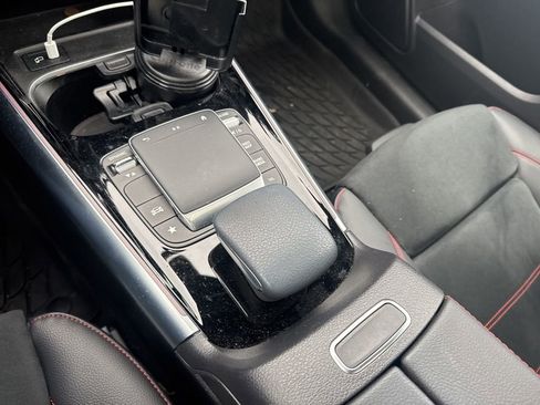 Used 2023 Mercedes-Benz GLA 250 4MATIC image 38