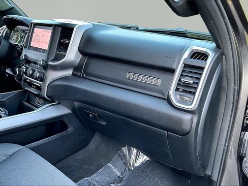 Used 2023 RAM 1500 Big Horn AWD/4WD image 18