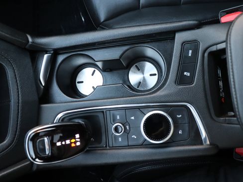 Used 2023 Cadillac XT6 Premium Luxury image 42