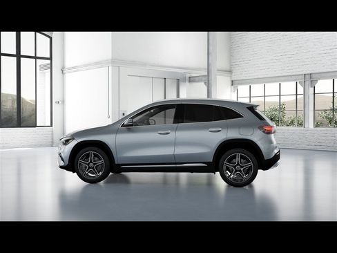 Certified 2026 Mercedes-Benz GLA 250 4MATIC image 28