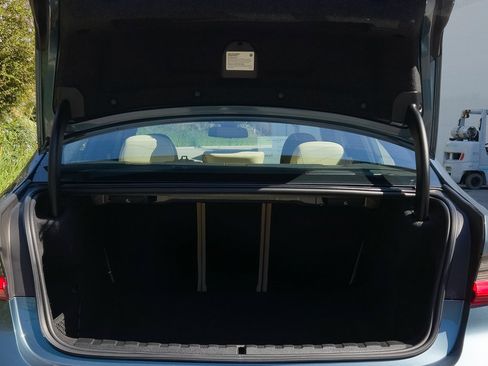 Used 2021 BMW 330i Sedan w/ Convenience Package image 23