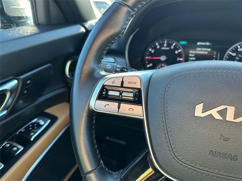 Used 2022 Kia Telluride SX w/ Towing Package image 24