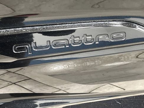 Used 2022 Audi Q7 3.0T Prestige w/ Prestige Package image 38